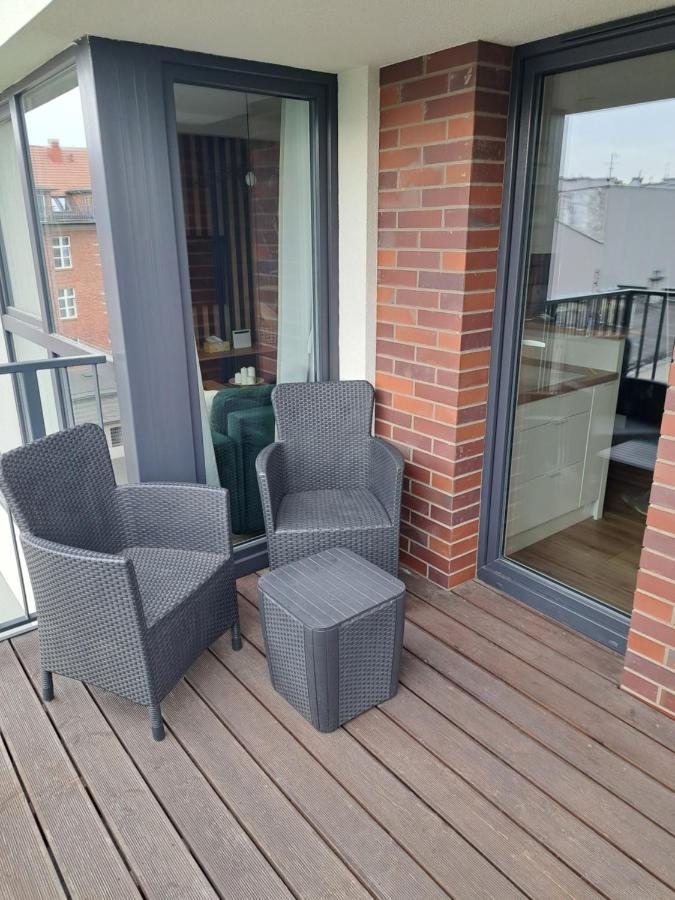 Apartament Krolowej Bony- Z Garazem Centrum Gliwic Гливице Экстерьер фото